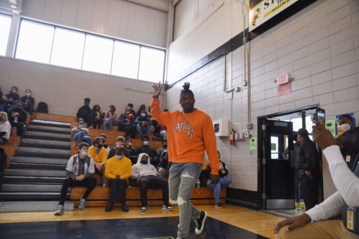 aj-brown-starkville-tennessee-titans00016